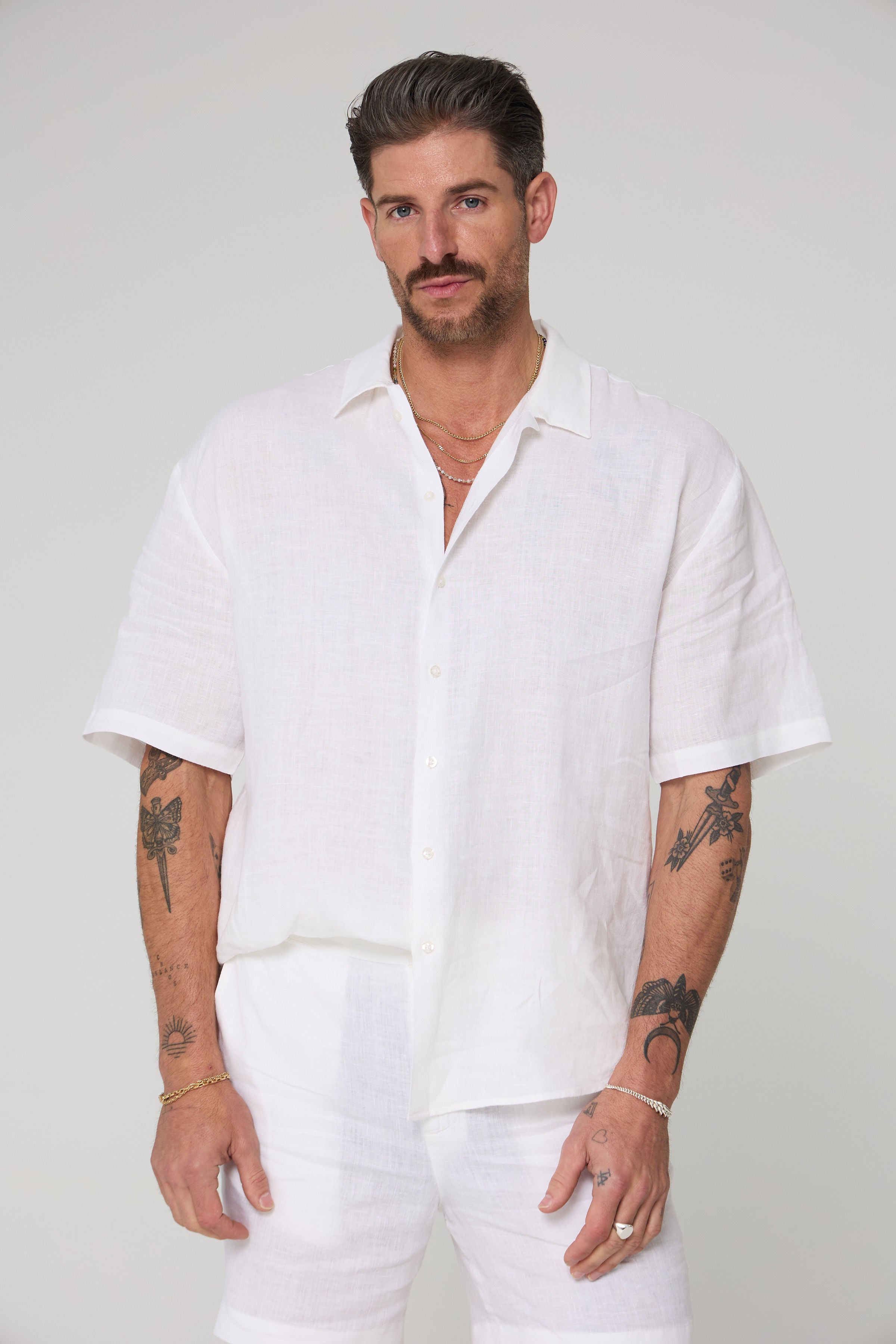 #color_optical white