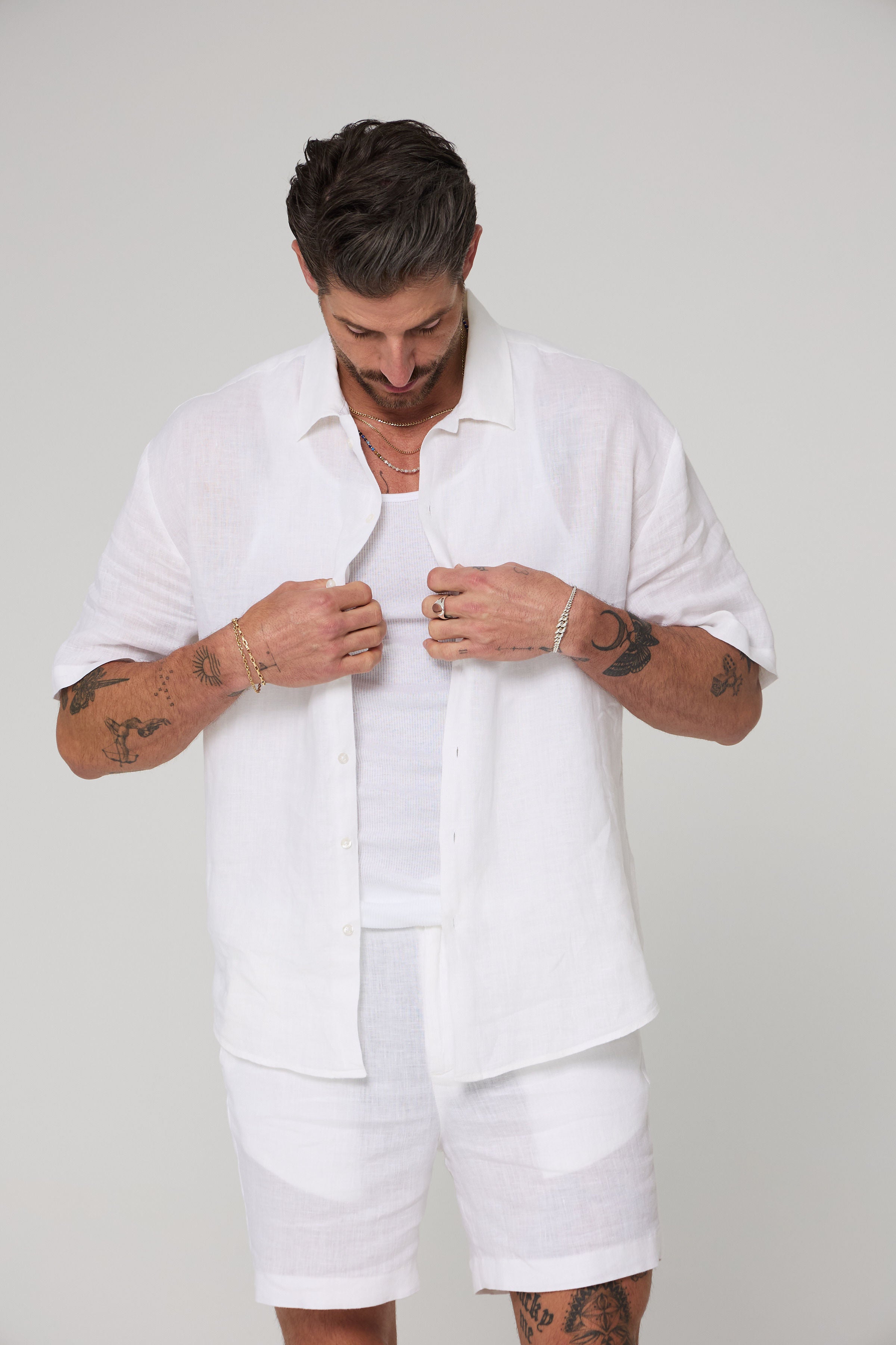 #color_optical white