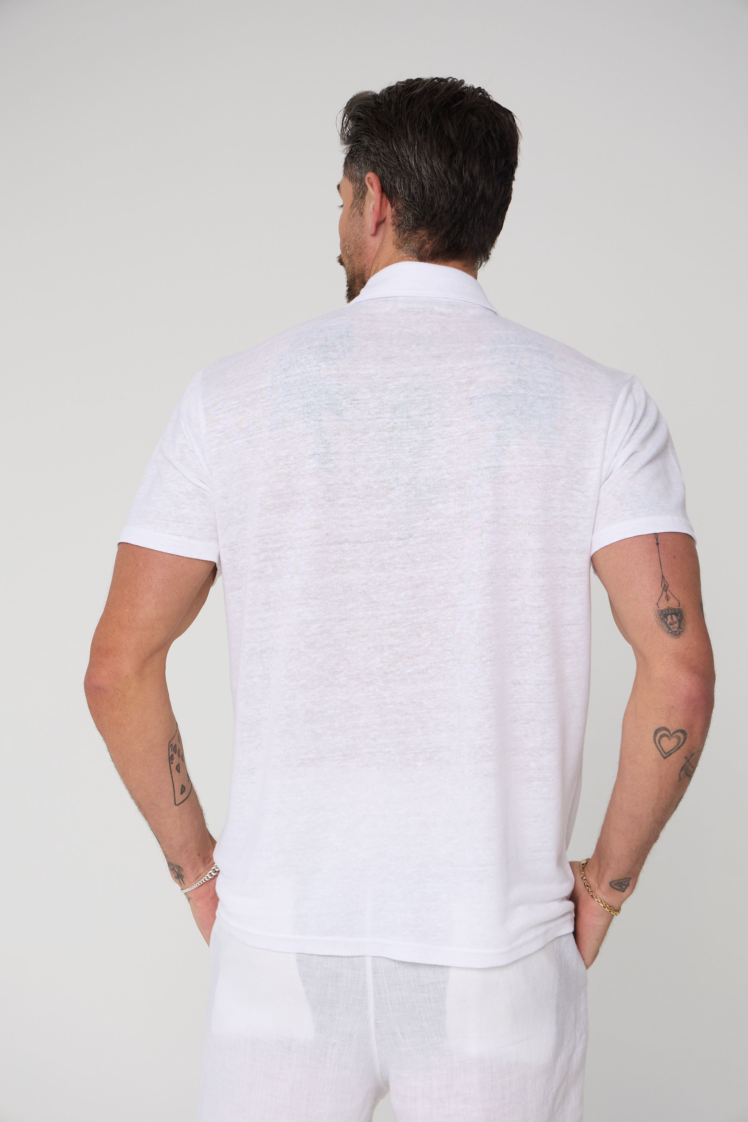 #color_optical white