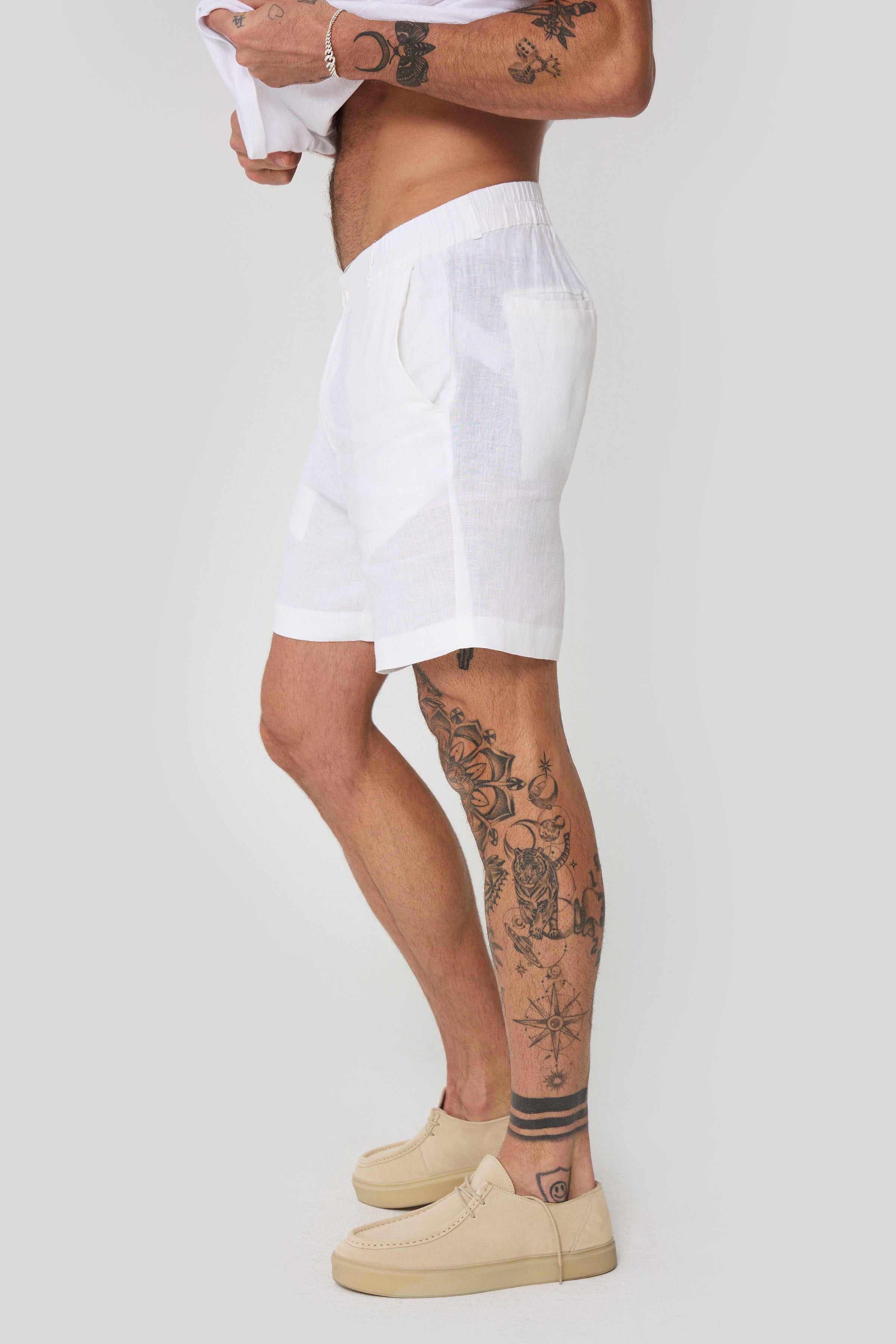 #color_optical white