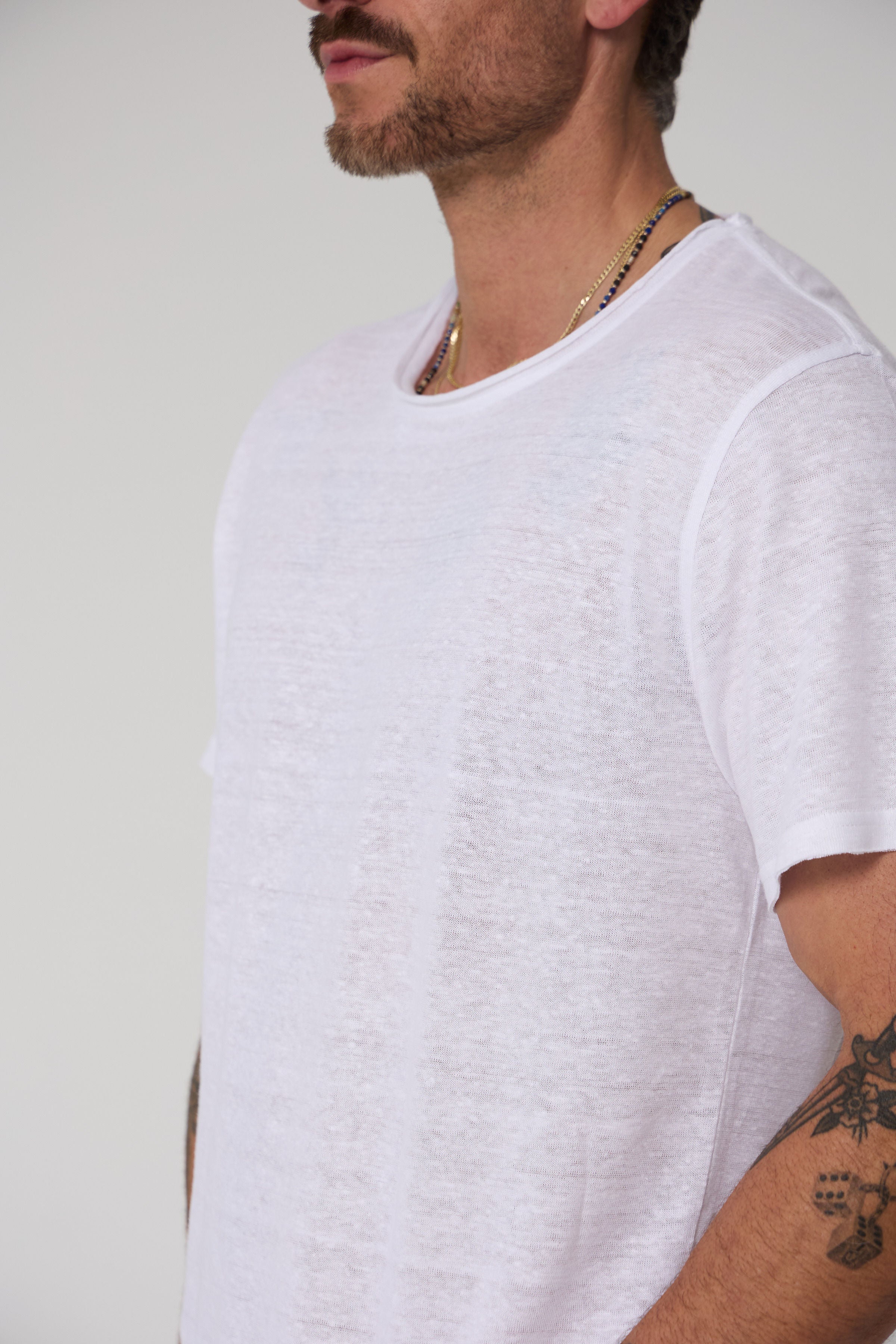 #color_optical white