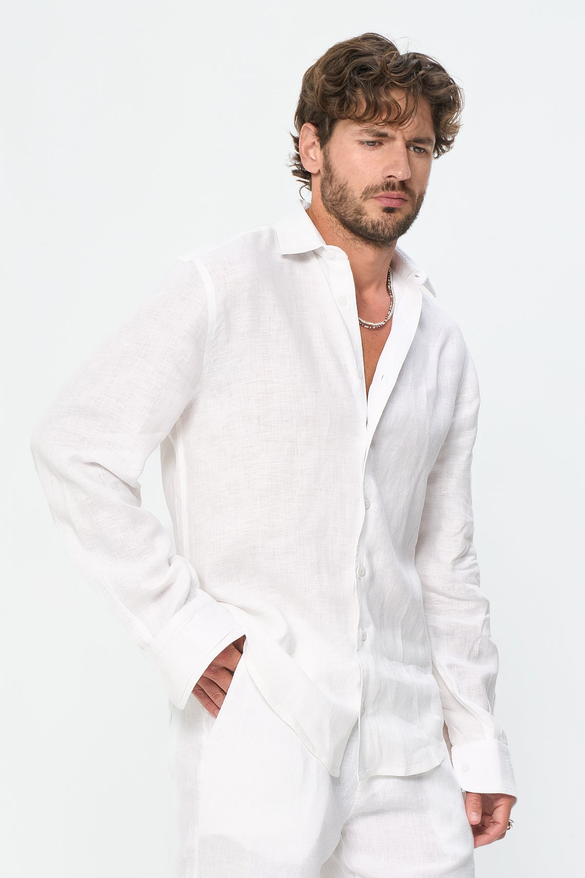 #color_optical white