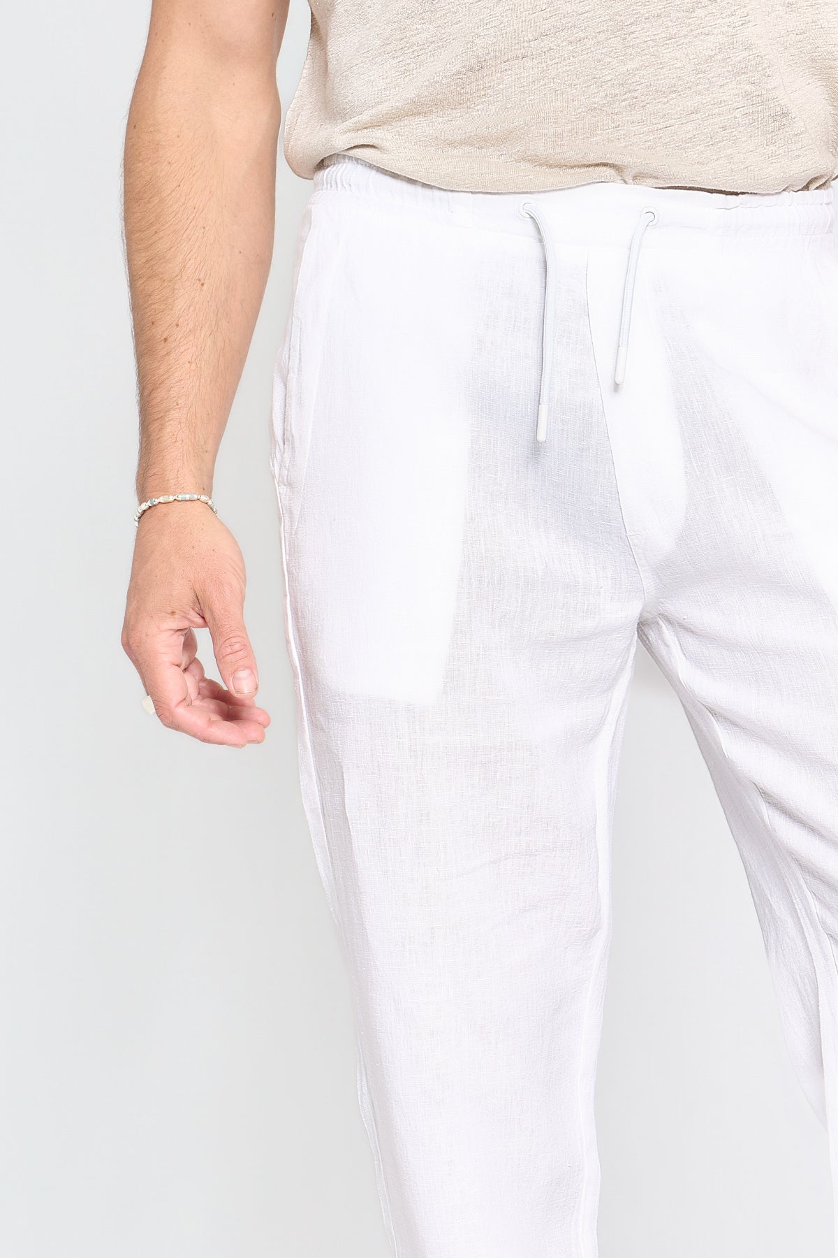 #color_optical white