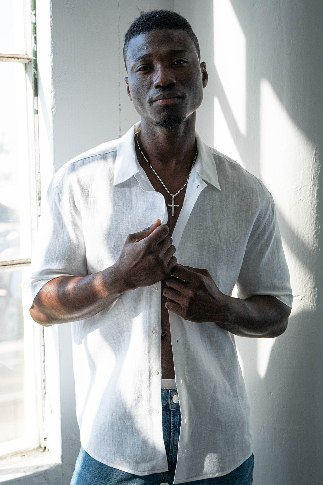 #color_optical white