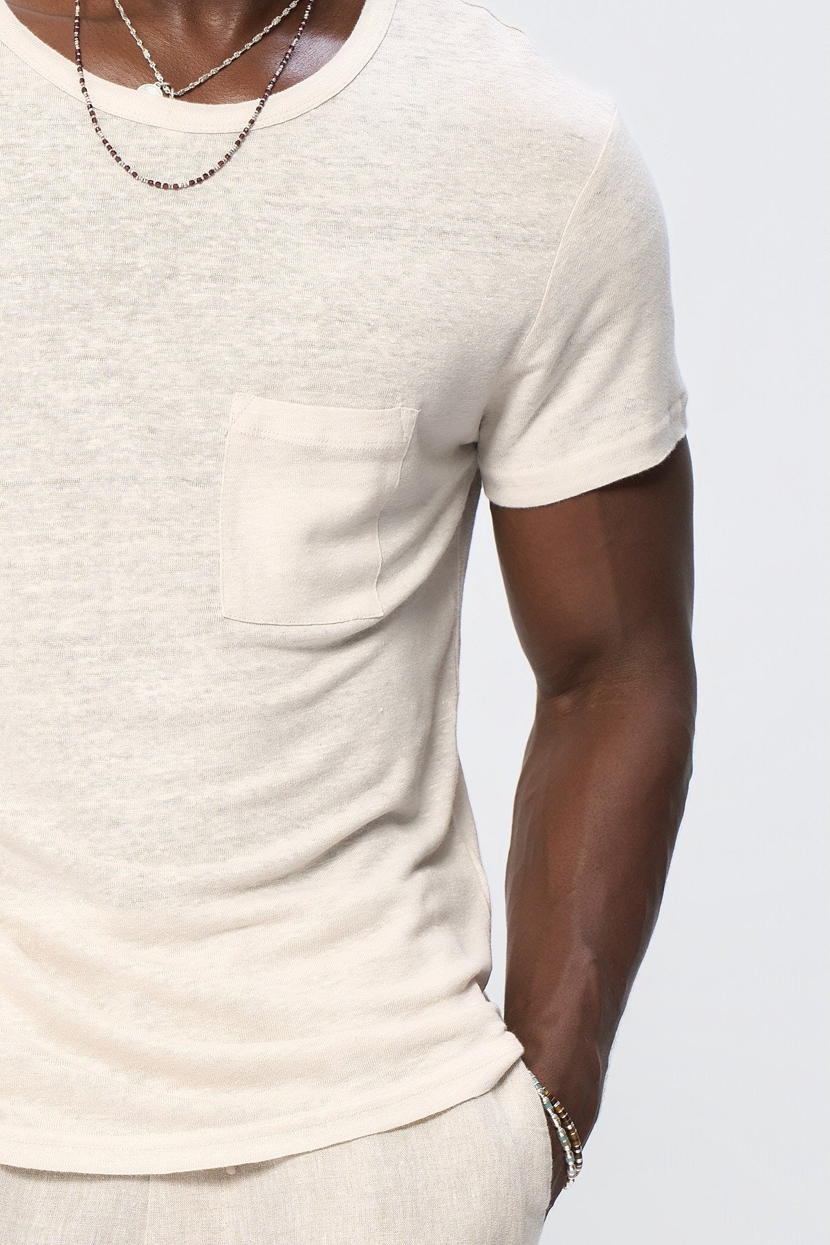 The Pocket Linen Tee