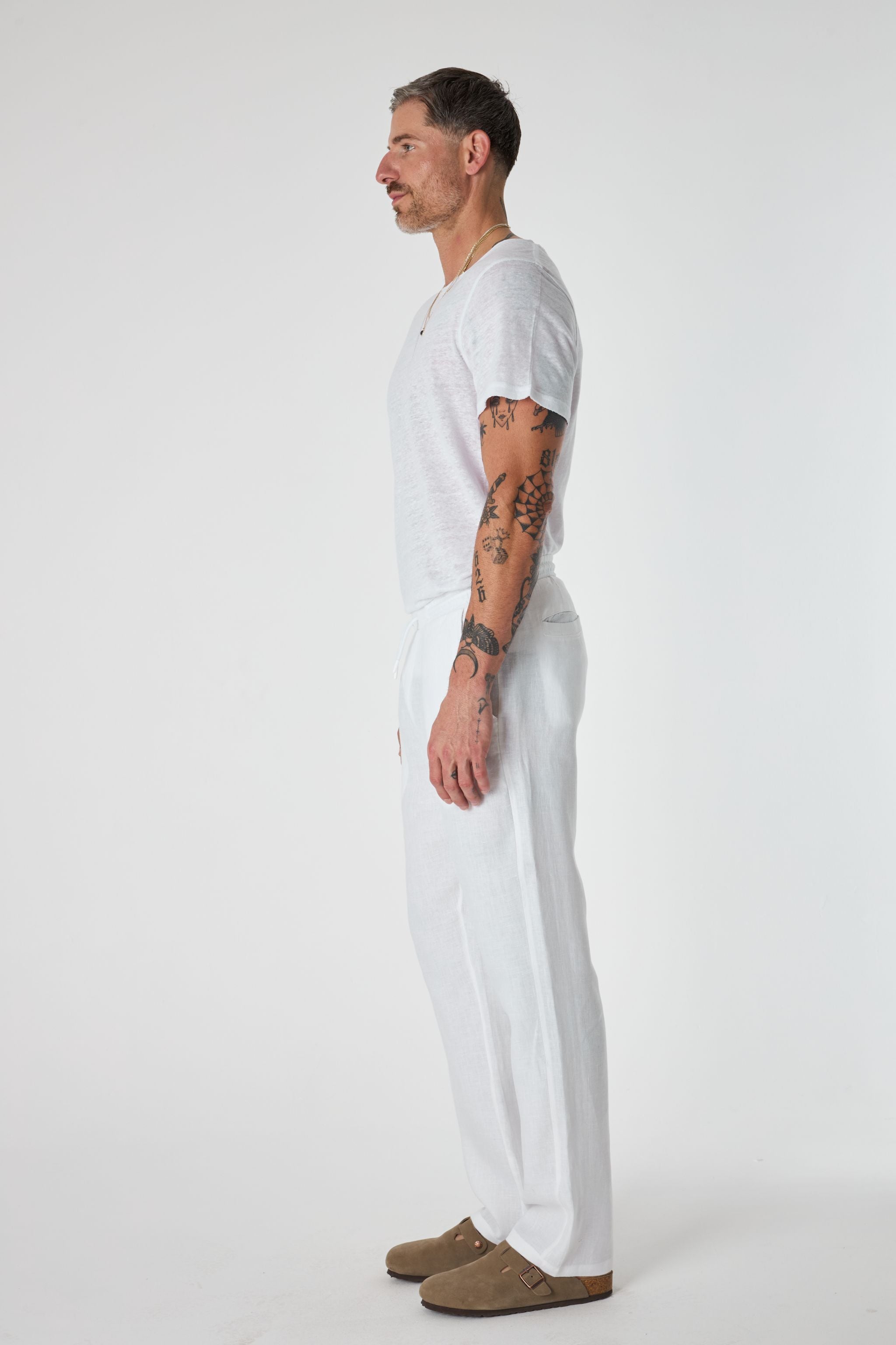 #color_optical white